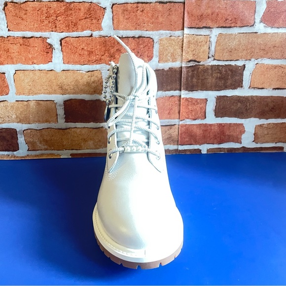 TIMBERLAND WOMEN’s PREMIUM 6 IN WATERPROOF BOOT LT GREY FULL GRAIN - Picture 2 of 7